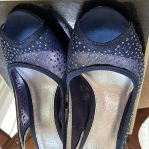 Adrianna Papell Size 8 Navy Evening Heels